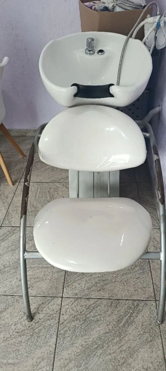 Lavatório de salão usado 