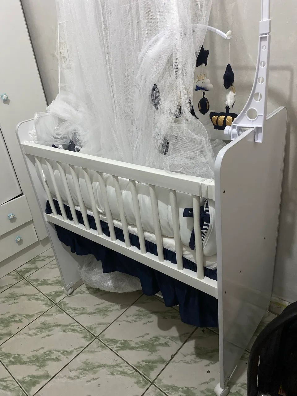 Vendo mini berço. 