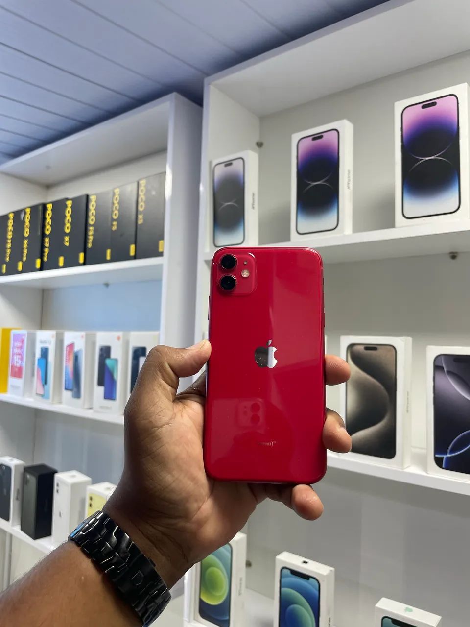 IPHONE 11 vermelho  - Foto 5