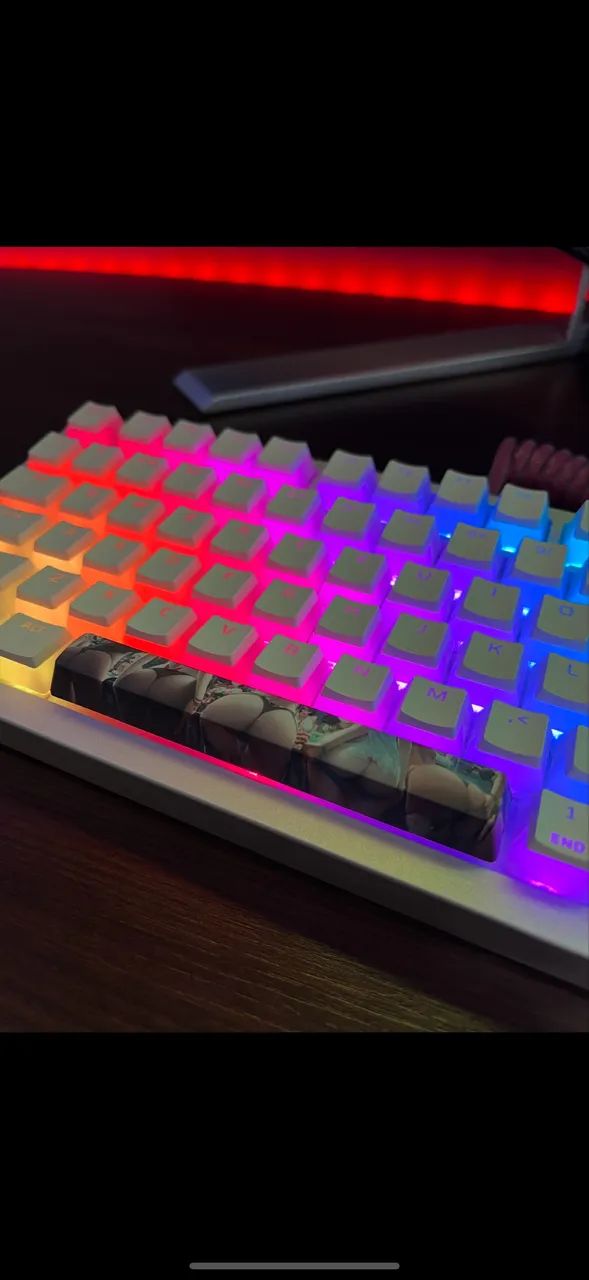 Teclado GMMK PRO SILVER  - Foto 2