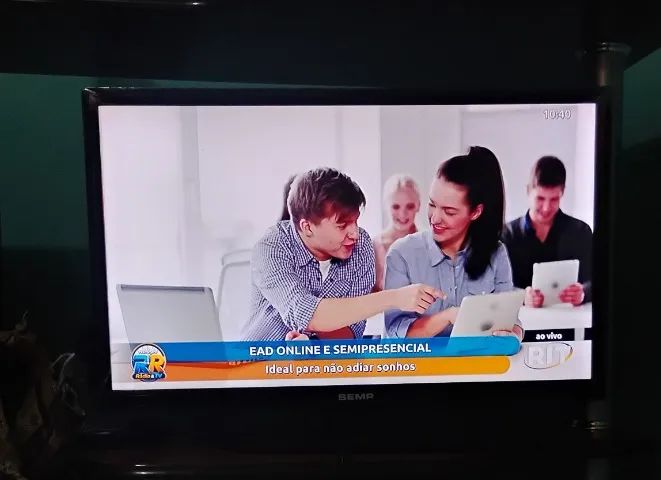Vendo TV 24' convencional em excelente estado, funcionando perfeitamente 