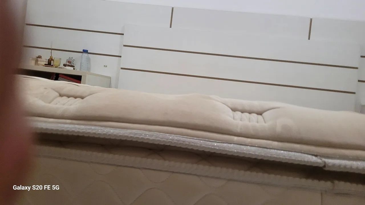 Vendo ou troco por Queen, Colchao king size com base de brinde - Foto 4