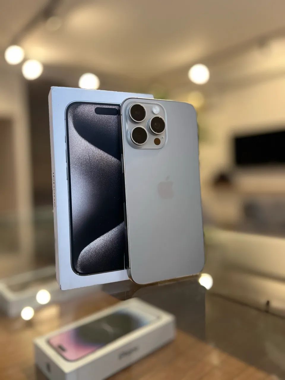 IPHONE 15 PRO MAX 256GB - seminovo - Celulares e Smartphones