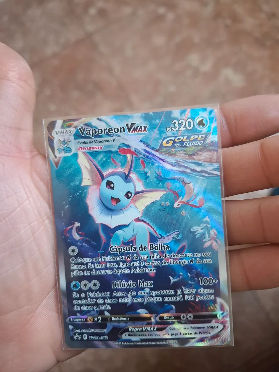 Carta Pokémon Vaporeon VMax