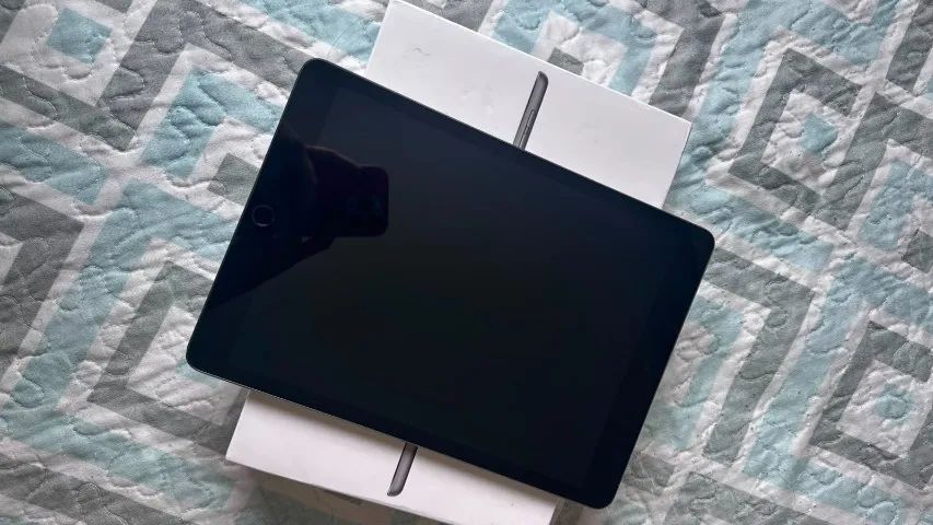 iPad de 9ª geração 64GB/Wi-Fi - Foto 2