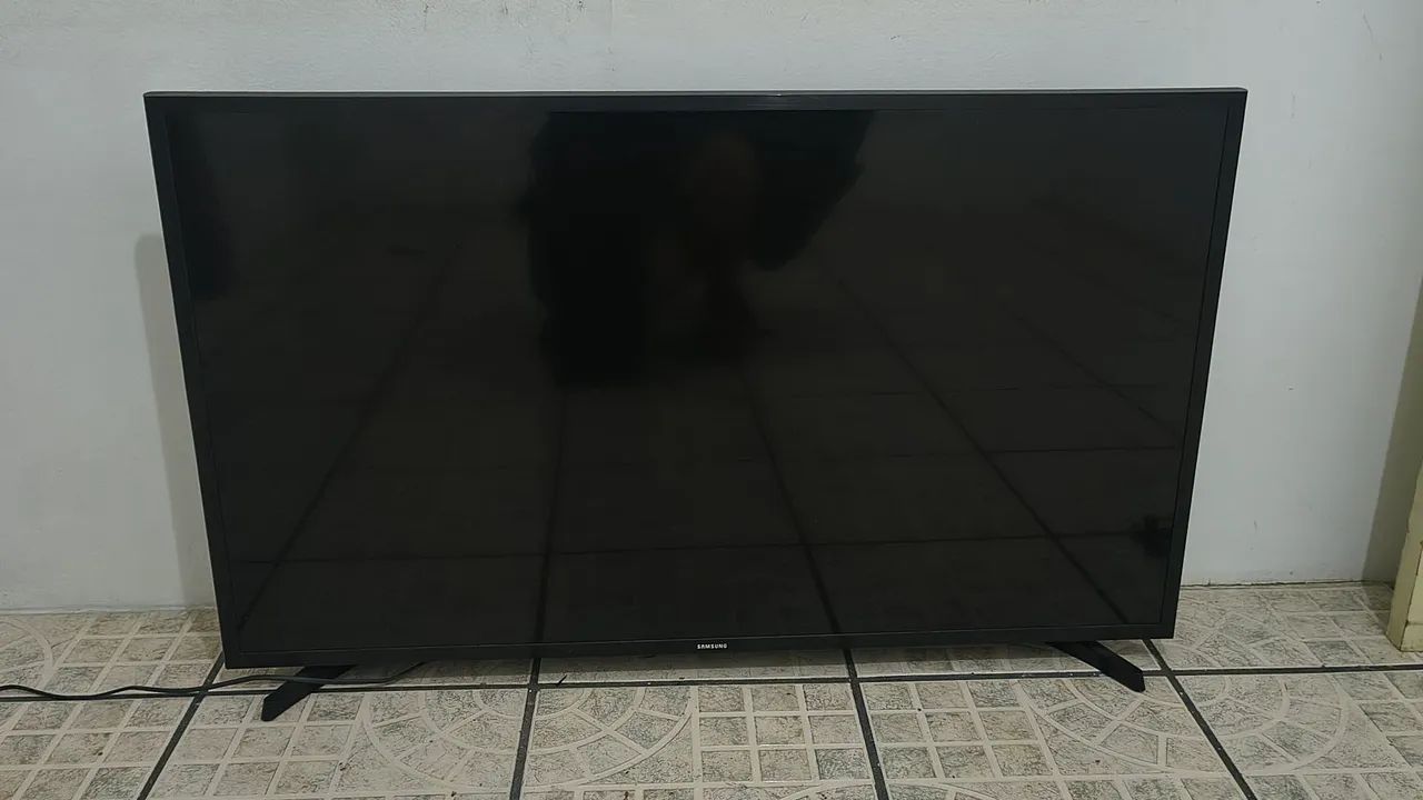 TV Samsung 43" Full HD LED - Modelo UN43J5290AG - Bivolt