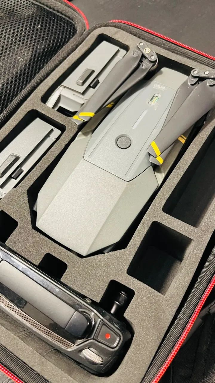 Drone DJI Mavic Pro (Completo) - 2 Baterias, Hélices Novas e Case Rígido!
