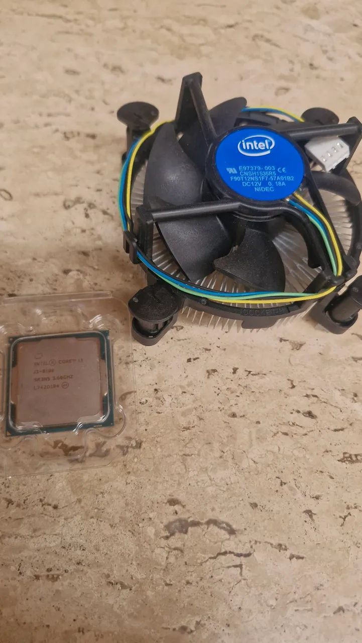 Processador Intel Core i3-8100 8ª Geração 3.6GHz - Foto 4
