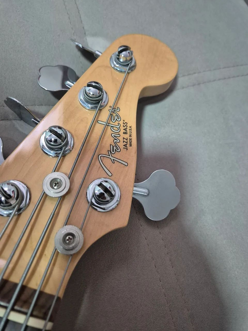 Baixo fender standard 5c  - Foto 5