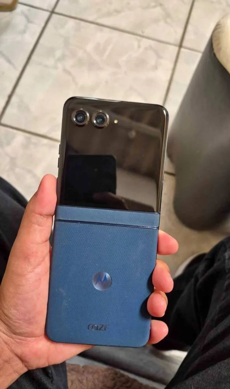 Moto RAZR 60  256 - Foto 2