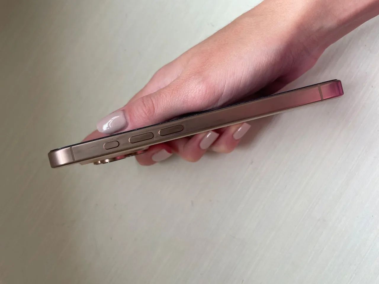 iPhone 16 pro 128gb - Foto 3