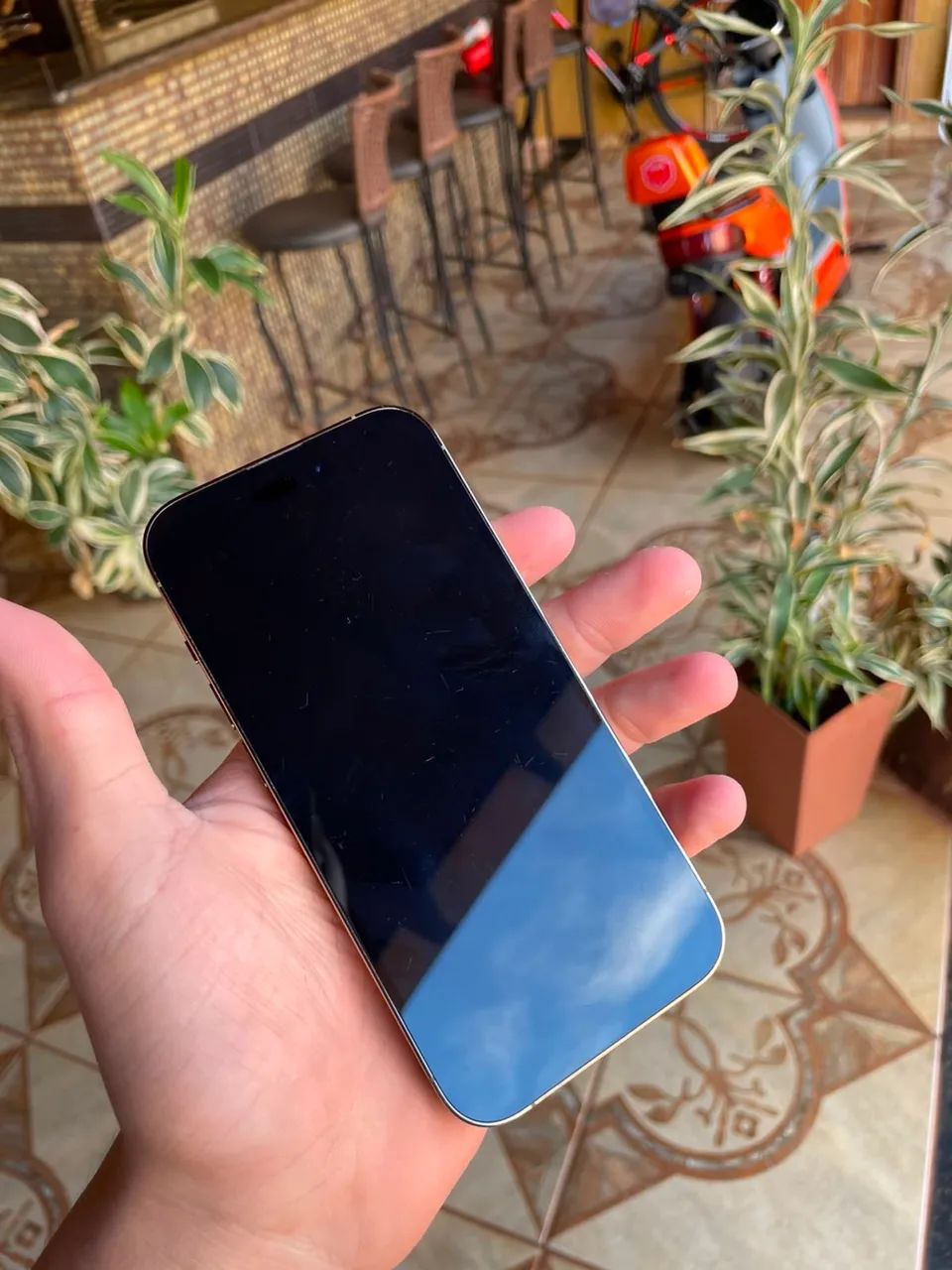 iPhone 14 Pro gold  - Foto 3