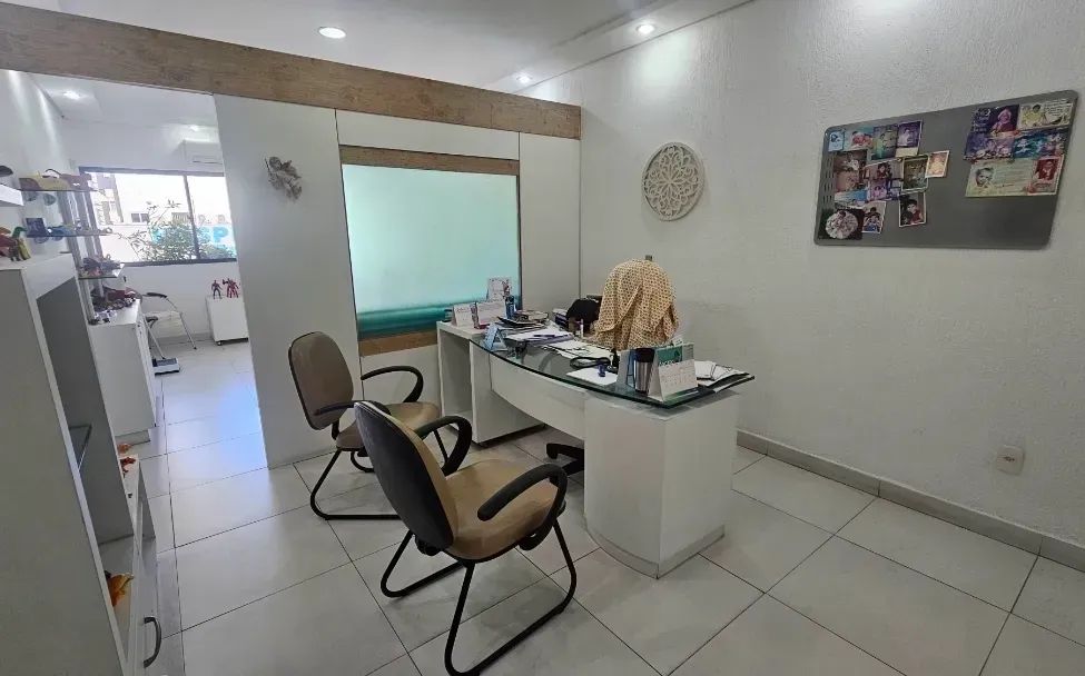 Consultório para venda possui 96m2 com 2 salas + 1 sala de espera/recepção - Foto 4