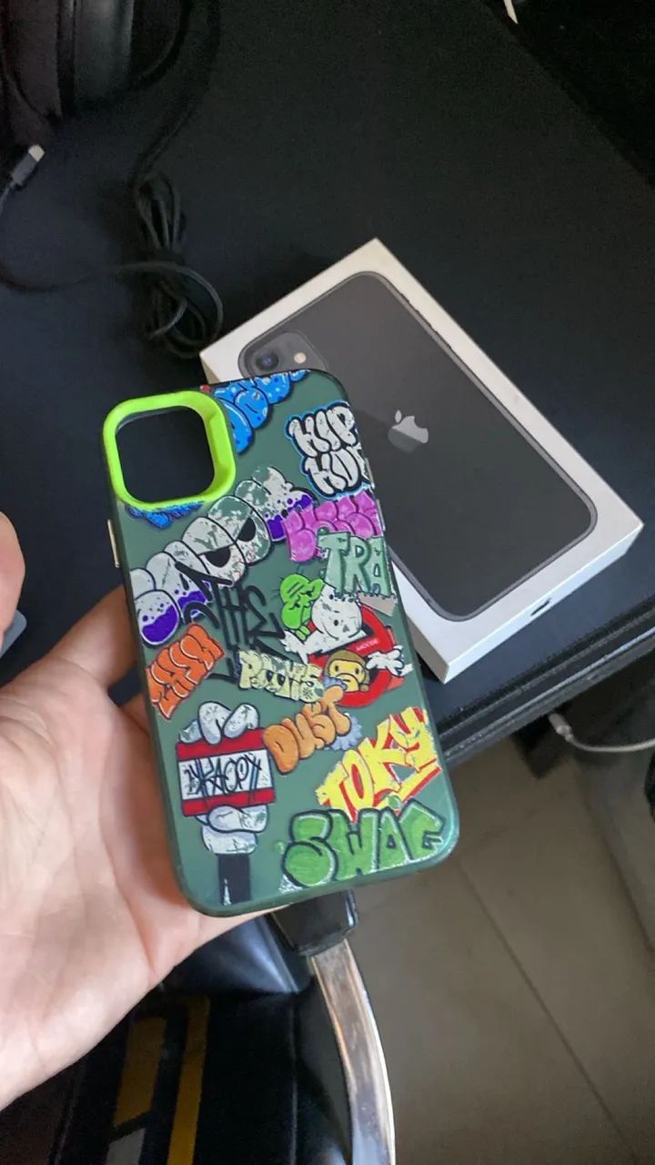 Troco ou vendo iPhone 11 - Foto 3