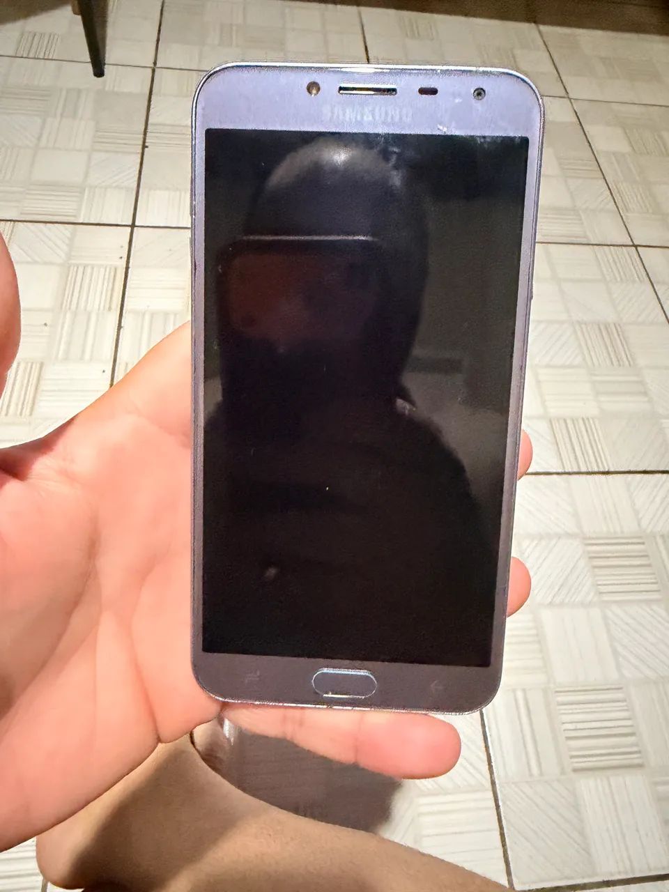 Galaxy j4 semi novo  - Foto 2