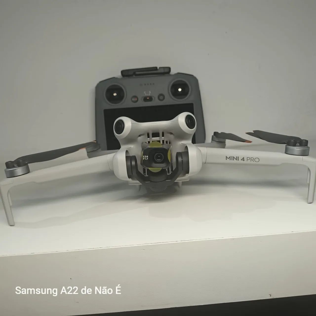Drone dji mini 4 pro combo fly more plus com tela completo - Foto 2