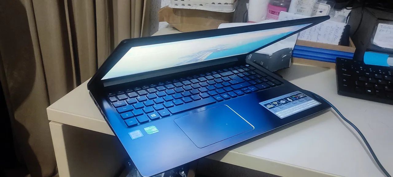 Notebook Acer Aspire A515-51G | i5 | 12GB RAM | SSD 240GB | GeForce 940MX - Foto 3