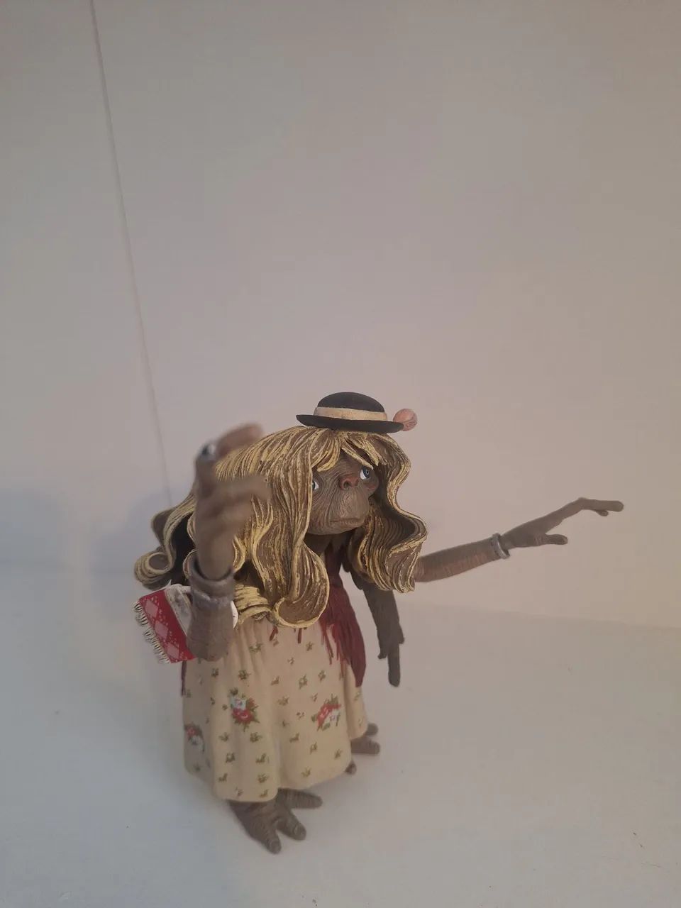 Boneco Articulado Neca E.t. Dress Up 10cm  - Foto 2