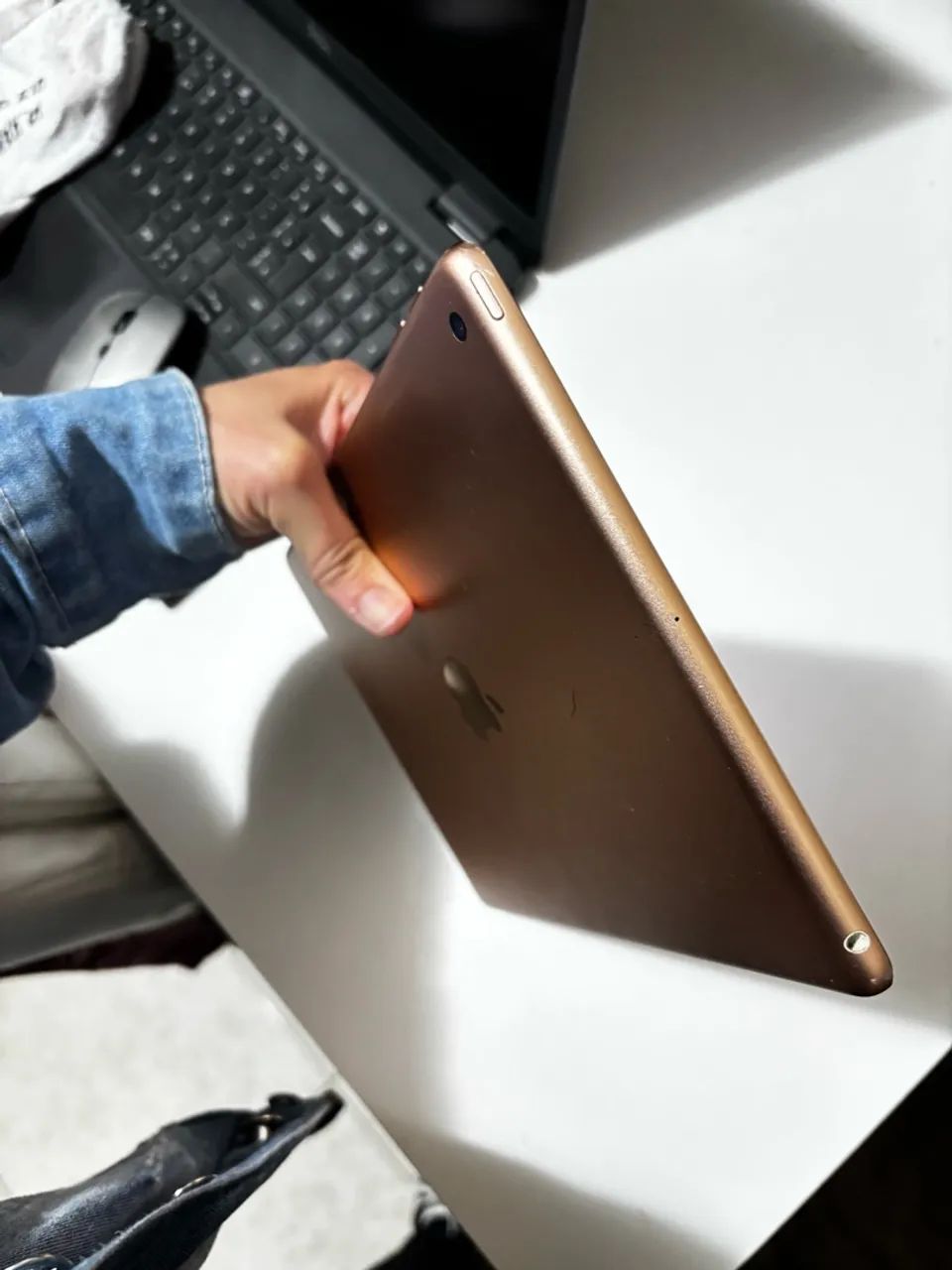 VENDO iPad 6ª Geração - 32 GB - Foto 4