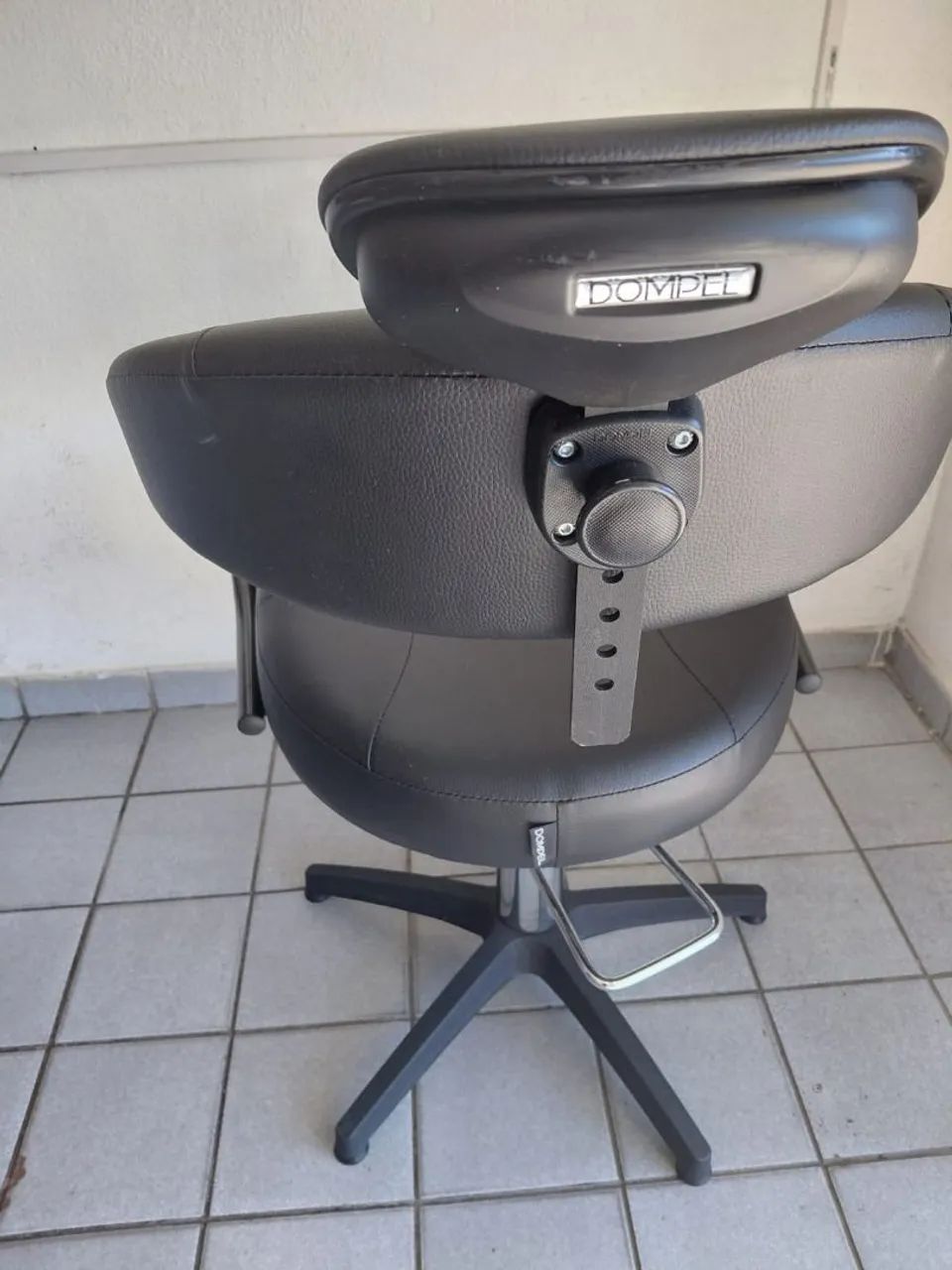 Cadeira de Salão Dompel  - Foto 3