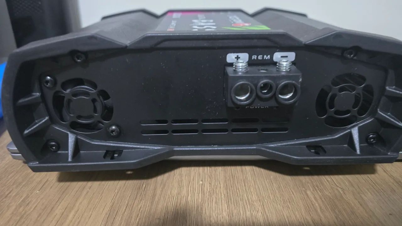 Amplificador Stetsom DB2000 - Foto 5