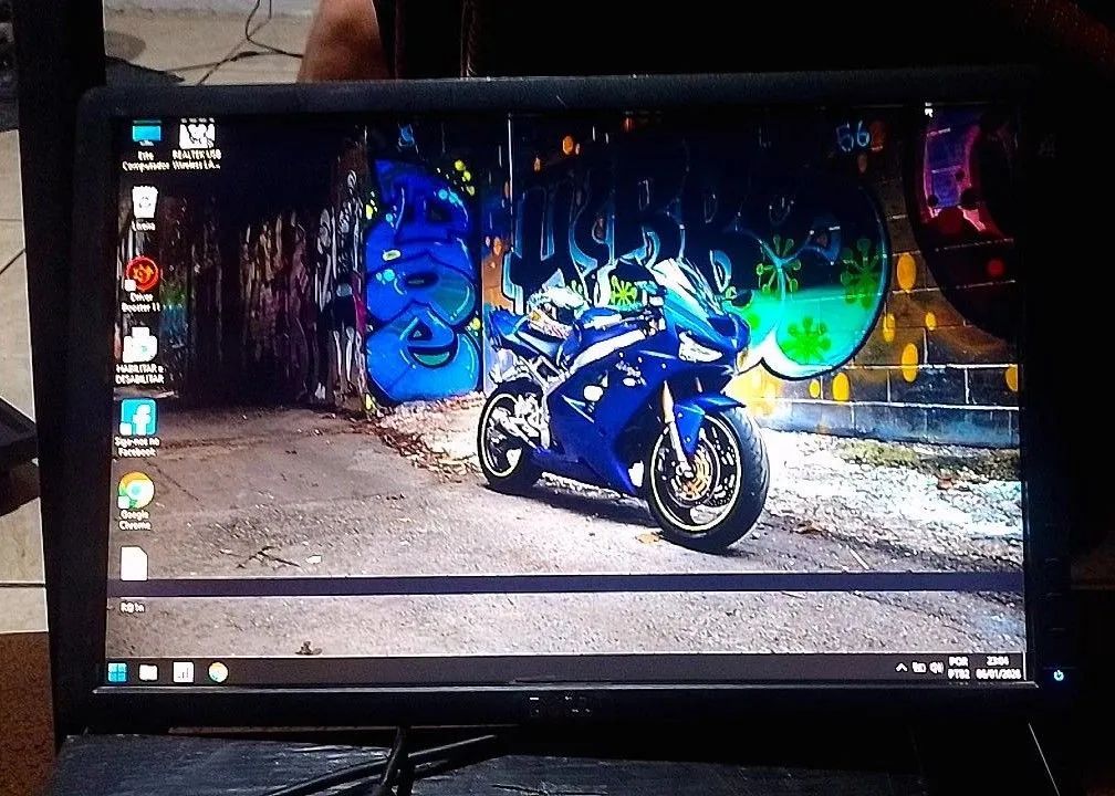 Monitor Dell 19 Polegadas com Linha Horizontal na parte inferior  - Foto 3