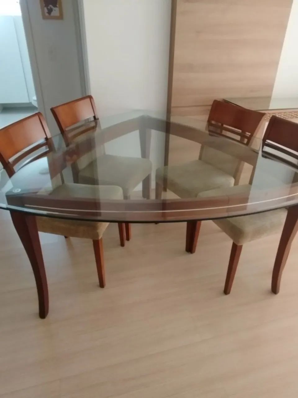 Mesa de Jantar Triangular com 6 Cadeiras - Foto 3