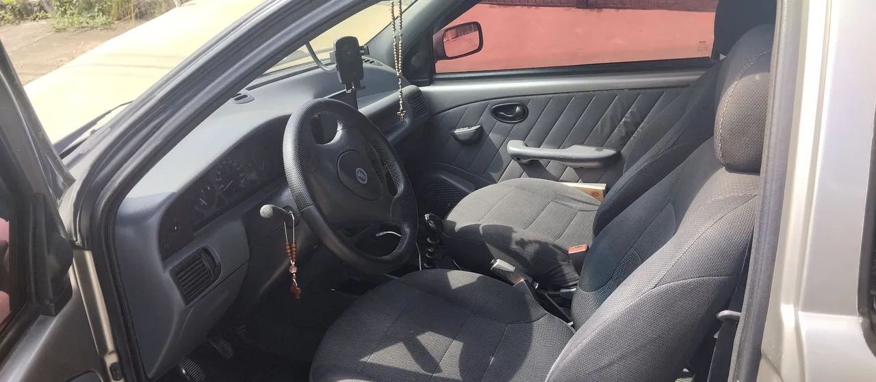 Fiat Strada Working 1.5 MPI 8V CE (álcool) 2000 - Foto 5