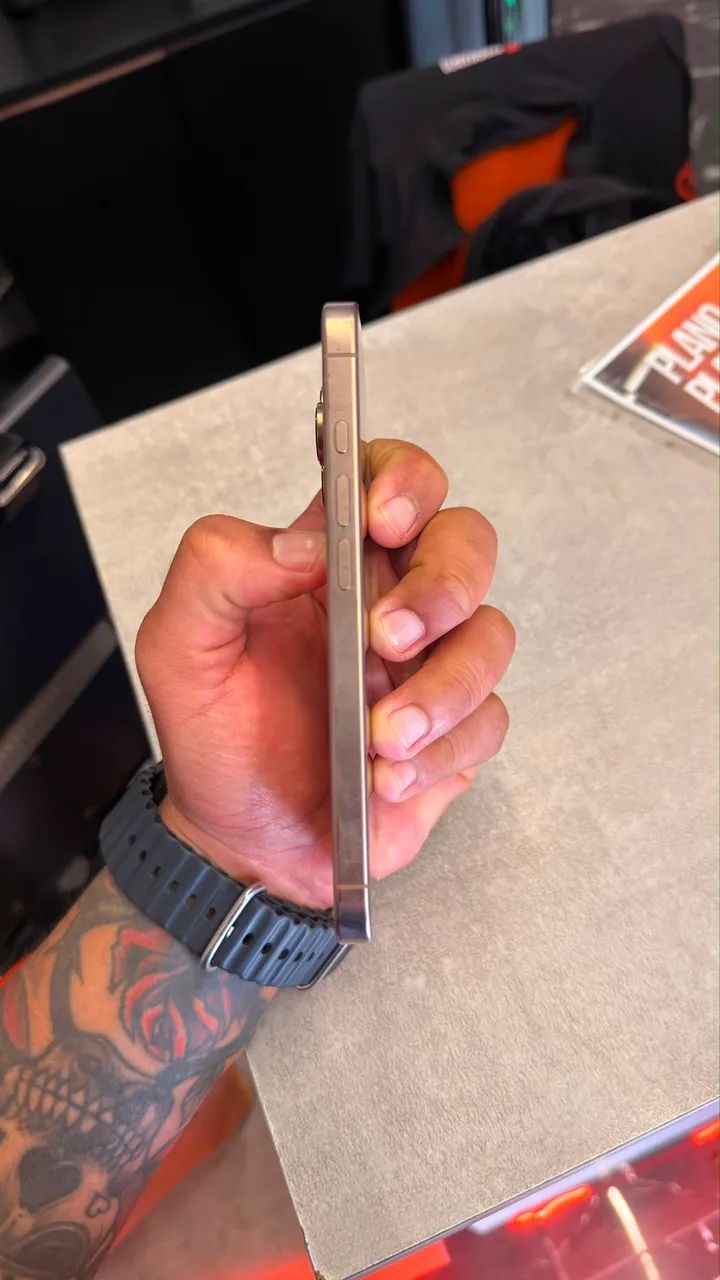 IPHONE 16 PRO seminovo  - Foto 5