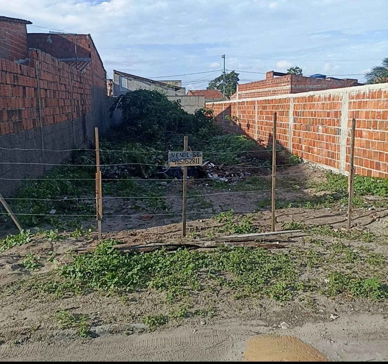 Vende se um lote de terra 7x25. Quitado. - Foto 2