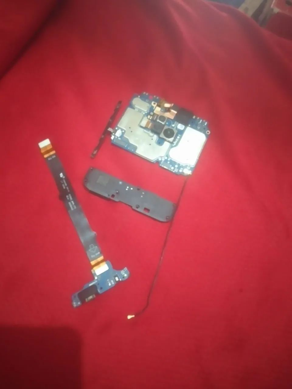 Placa + alto falante + conector + flat moto 69play