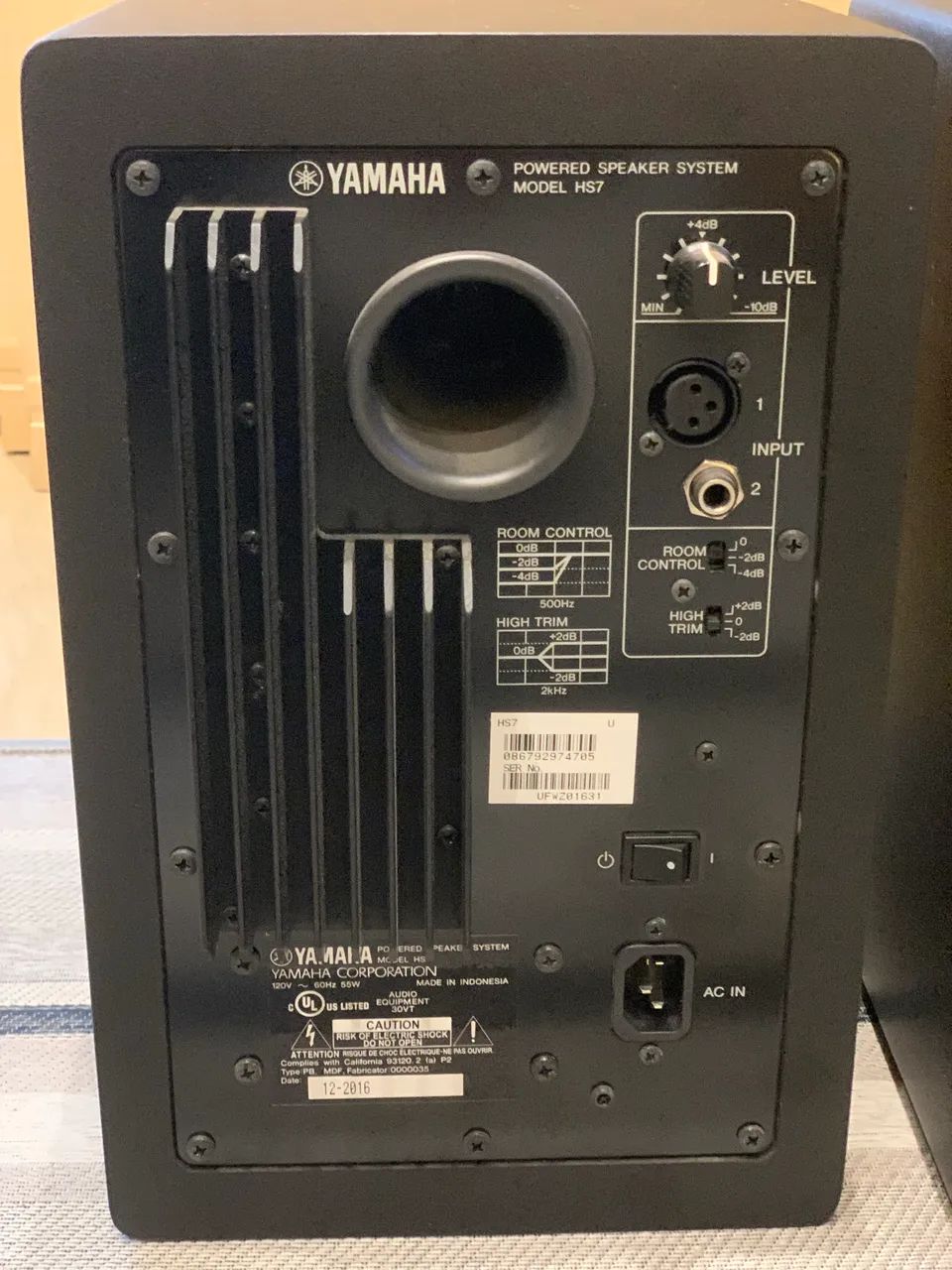 Par de Monitores Yamaha HS7 - Foto 2