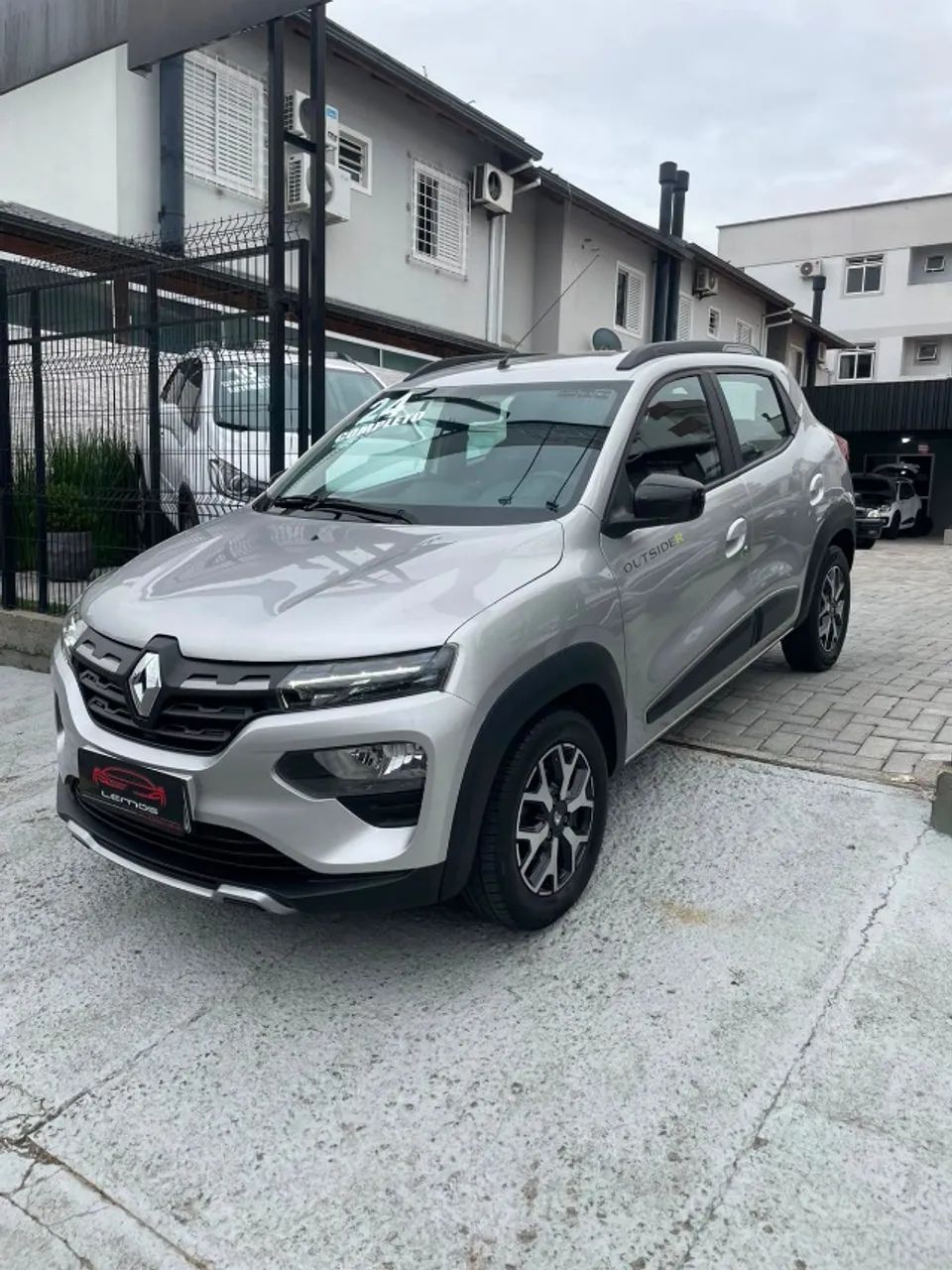Renault Kwid Outsider 1.0 Flex 12V 5P Mec. 2024 - Foto 3