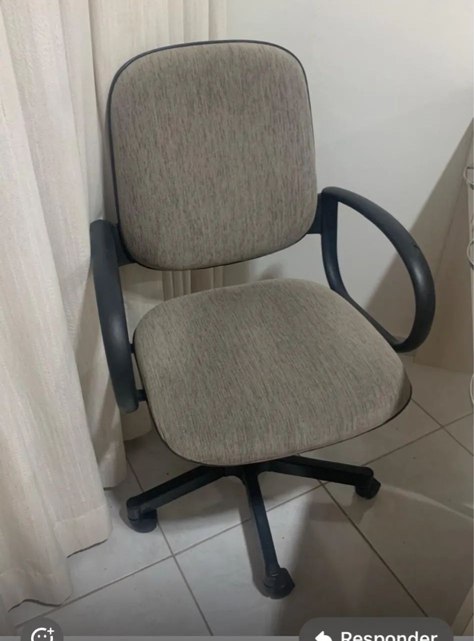 Vendo 3 cadeiras para escritório  - Foto 5