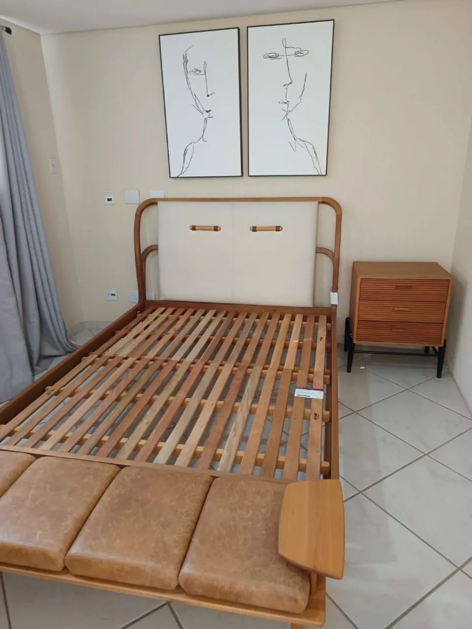 Cama Queen - Madeira Maciça (Nova) - Foto 3