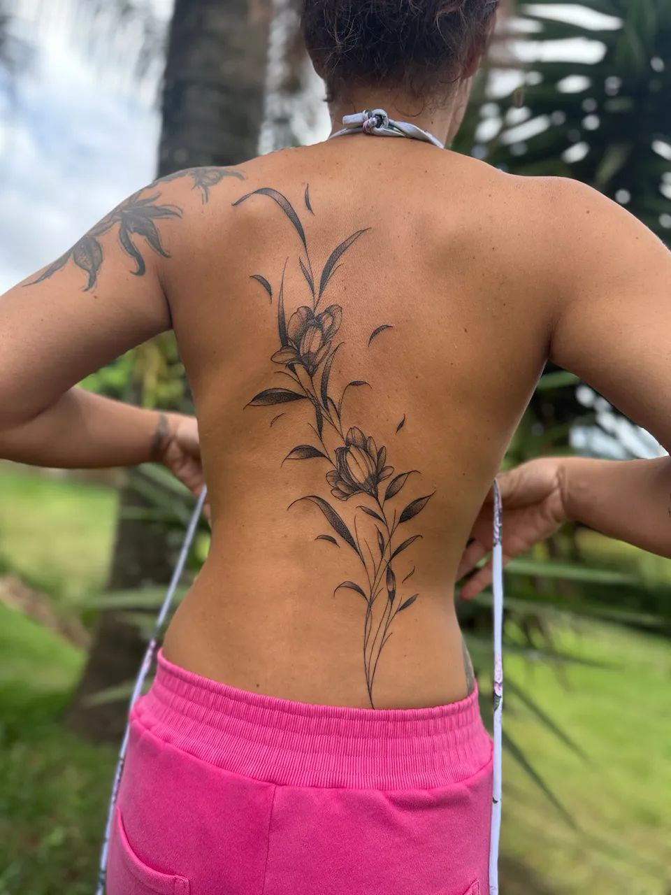 TATUAGENS FEMININAS EM ARRAIAL DO CABO