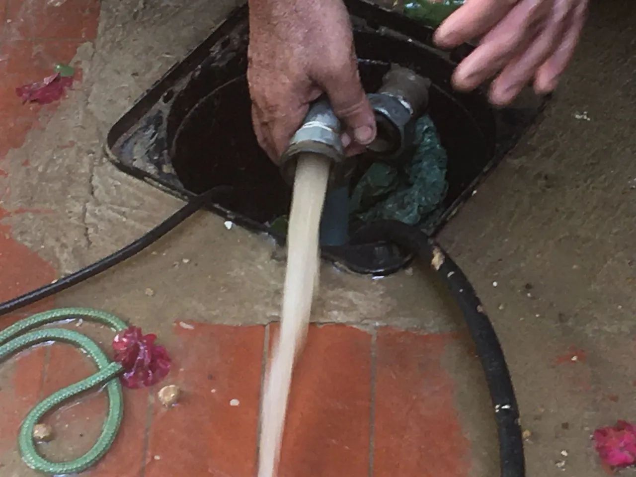 Poços artesianos e profundos 