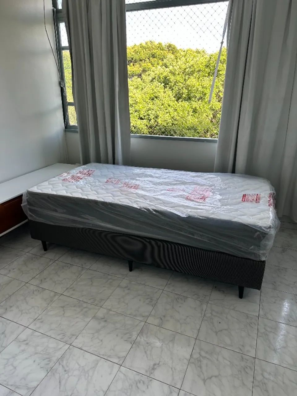 Kit Colchão Solteiro Extra (31 X 198 X 108) + Base Ortobom (Usado)