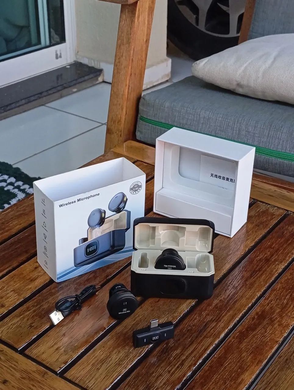 Microfone De Lapela Sem Fio Para Iphone/câmera/android/pc - Foto 2