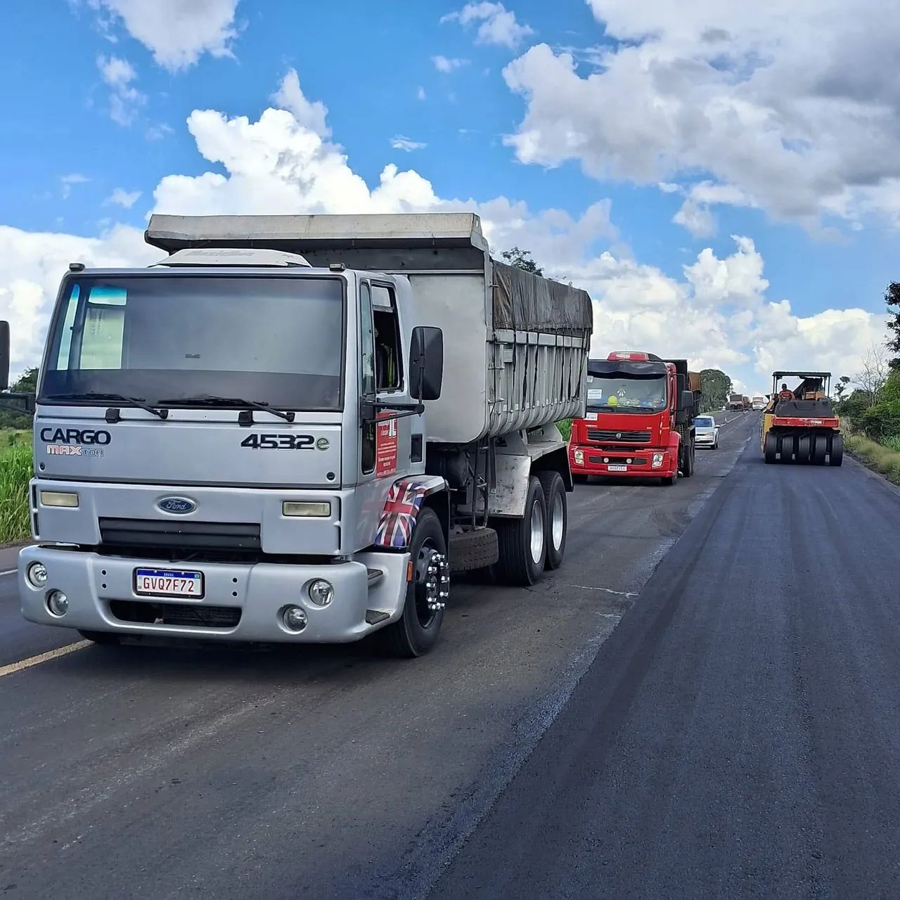 Caminhão  truck caçamba  - Foto 4