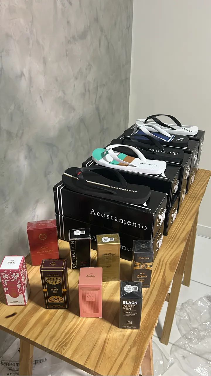 VENDO ESTRUTURA DE LOJA DE ROUPA MASCULINA - Foto 2