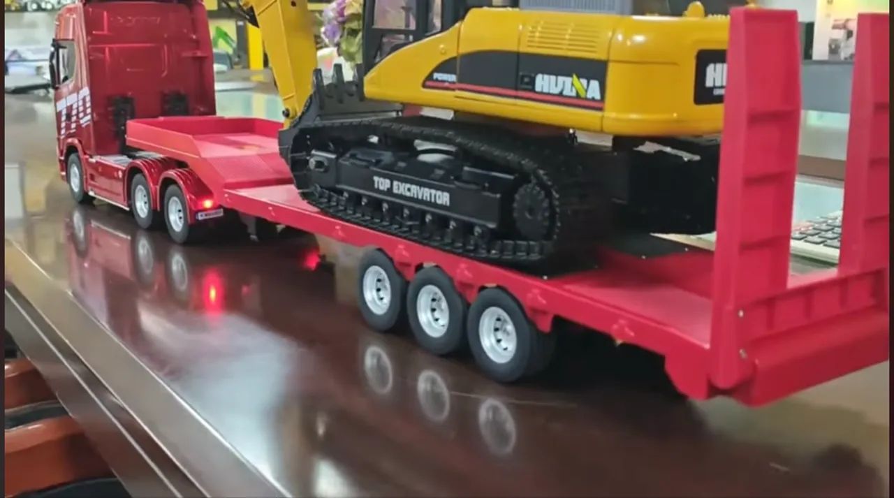 Scania controle remoto completa com escavadeira  - Foto 3