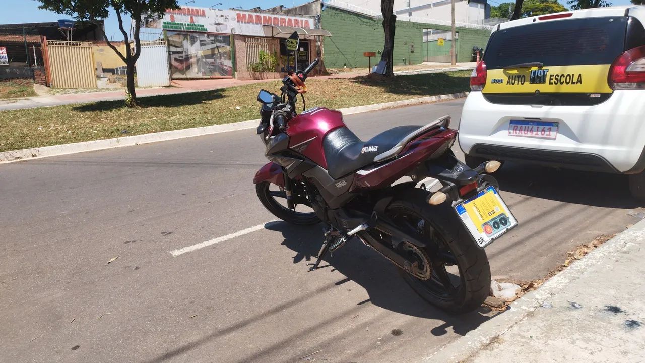 Fazer 250 ano 2017 Semi Nova Ótimo Estado  - Foto 2