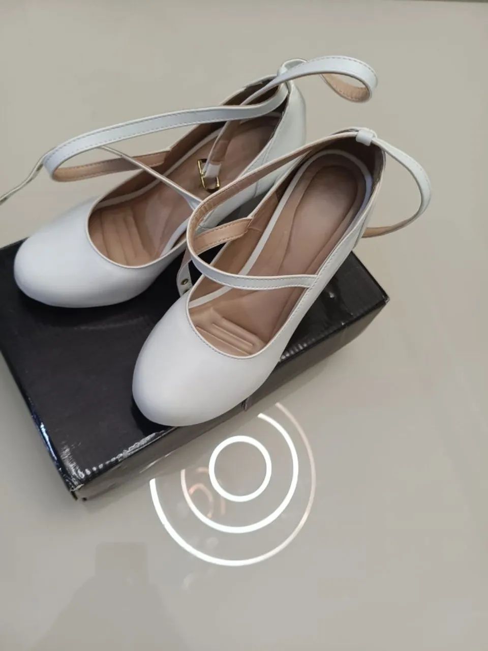 Sapato Modare Boneca Branco Salto Grosso - Confortável e Elegante ? - Foto 4