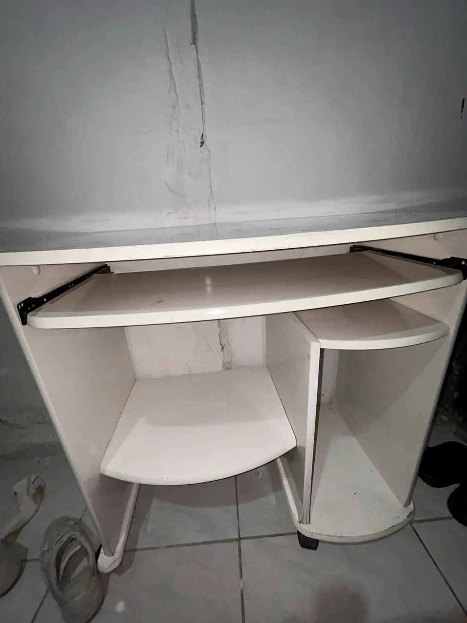 Mesa de estudos - Foto 2