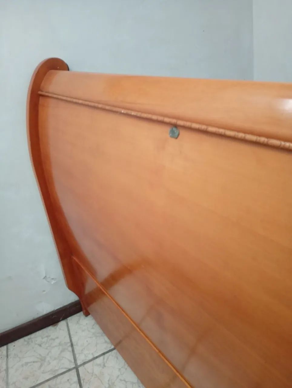 Cabeceira para cama queen em madeira 