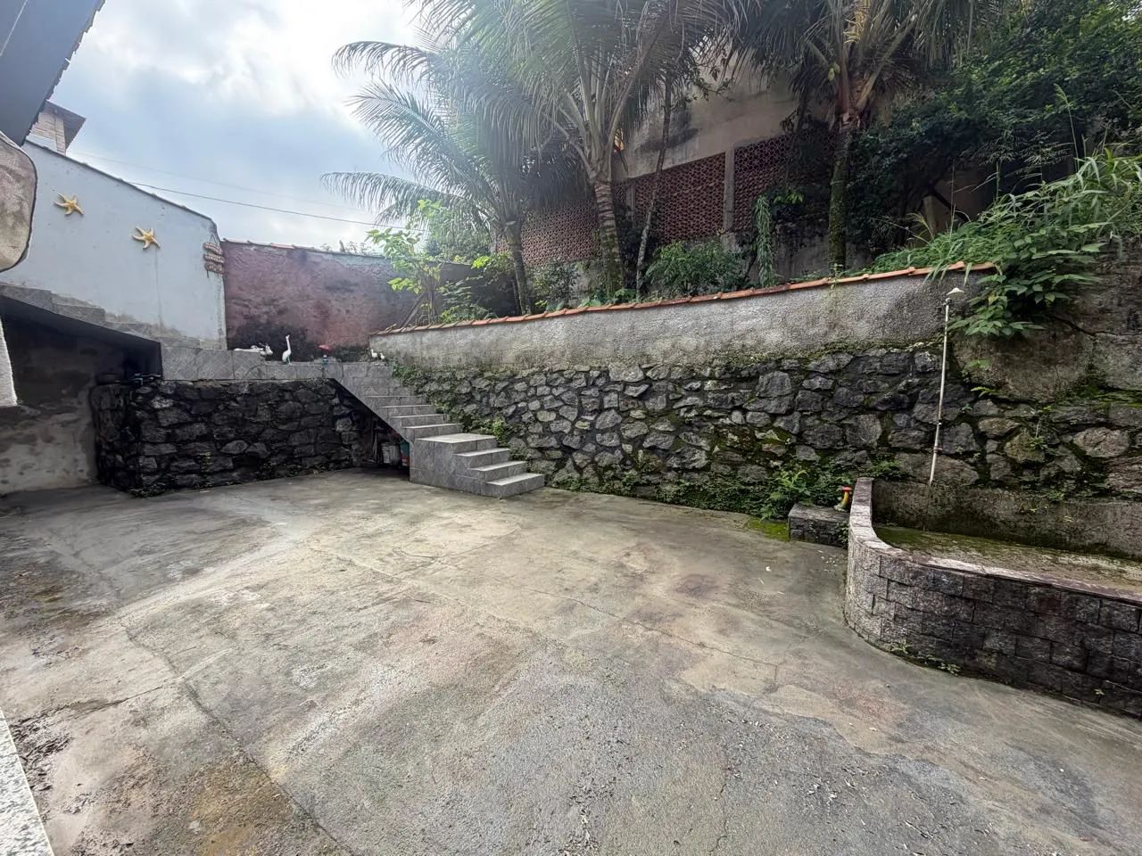 CASA COM ÓTIMO QUINTAL A VENDA EM MURIQUI  - Foto 4
