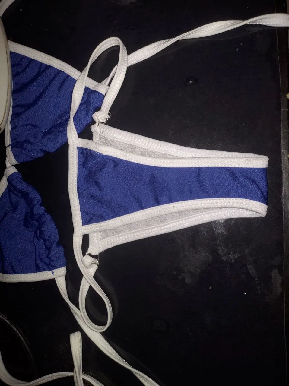 Biquíni azul com detalhes branco  - Foto 2