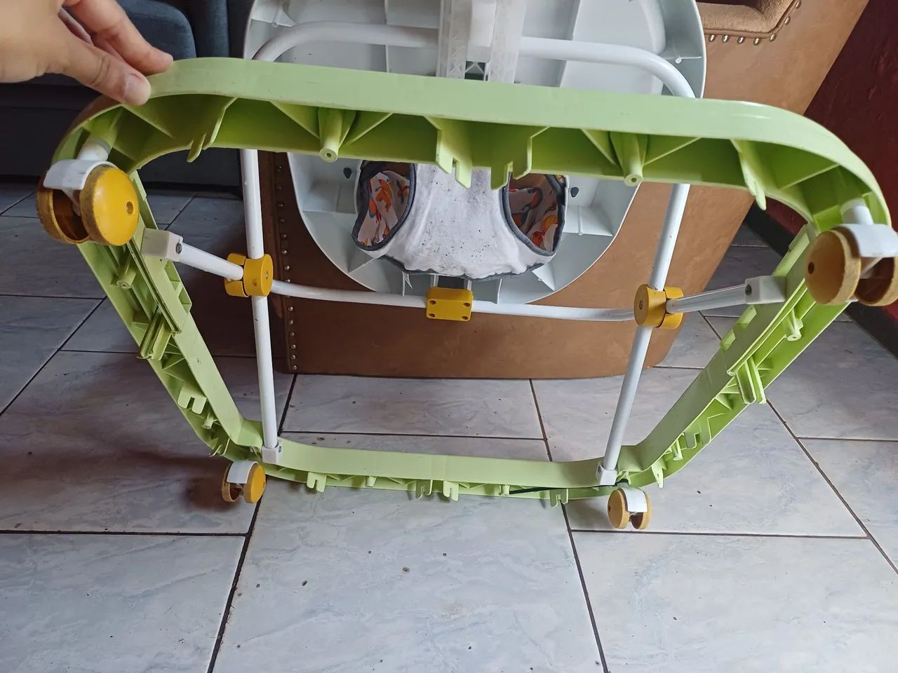 Andador de bebe - Foto 4