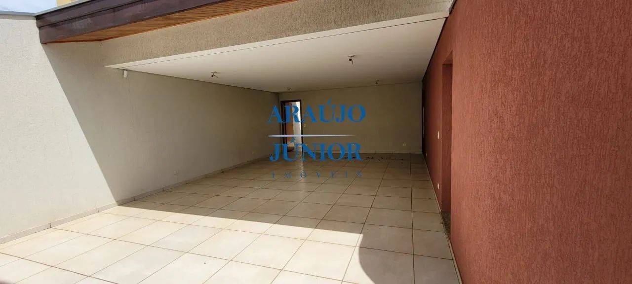 Oportunidade de compra! Casa com excelente acabamento, muito bem planejada e ótima localiz - Foto 3